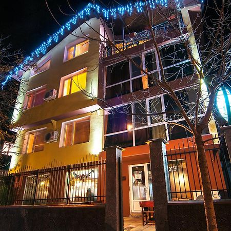 Hotel Zara Rooms Stara Zagora Extérieur photo