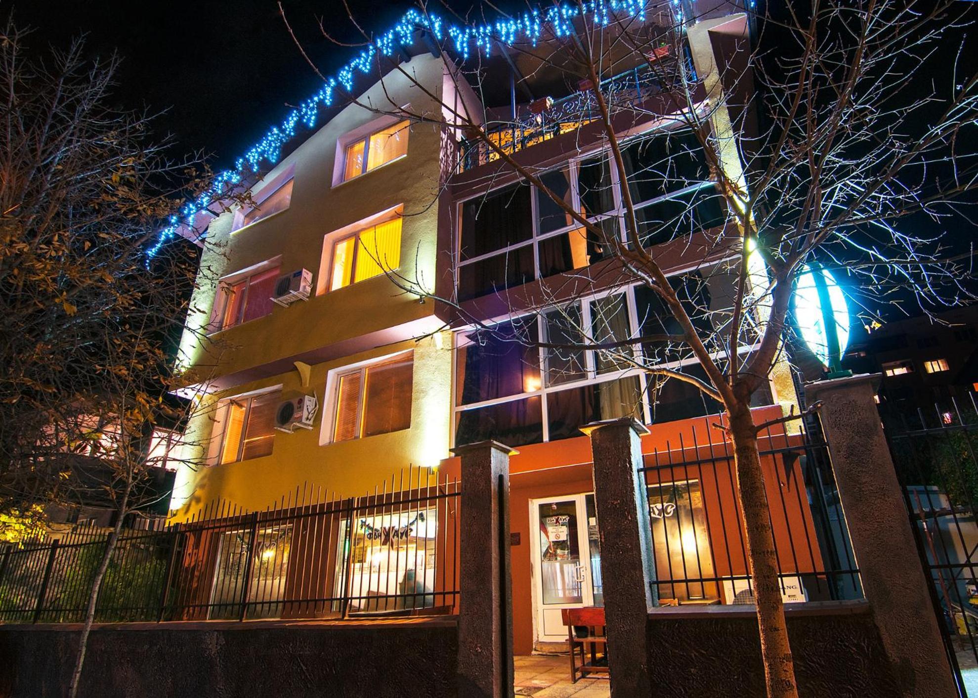Hotel Zara Rooms Stara Zagora Extérieur photo
